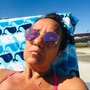 Meet your Posher, Sandra